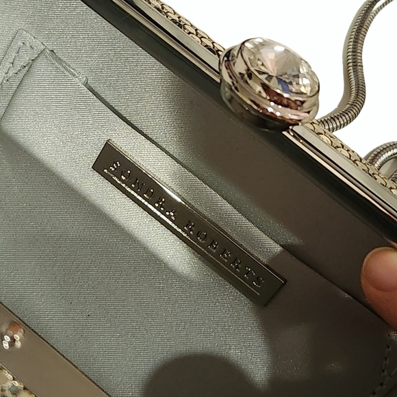 NWT Sondra Roberts Metal Chainmail Clutch Purse - Silver - Picture 8 of 12